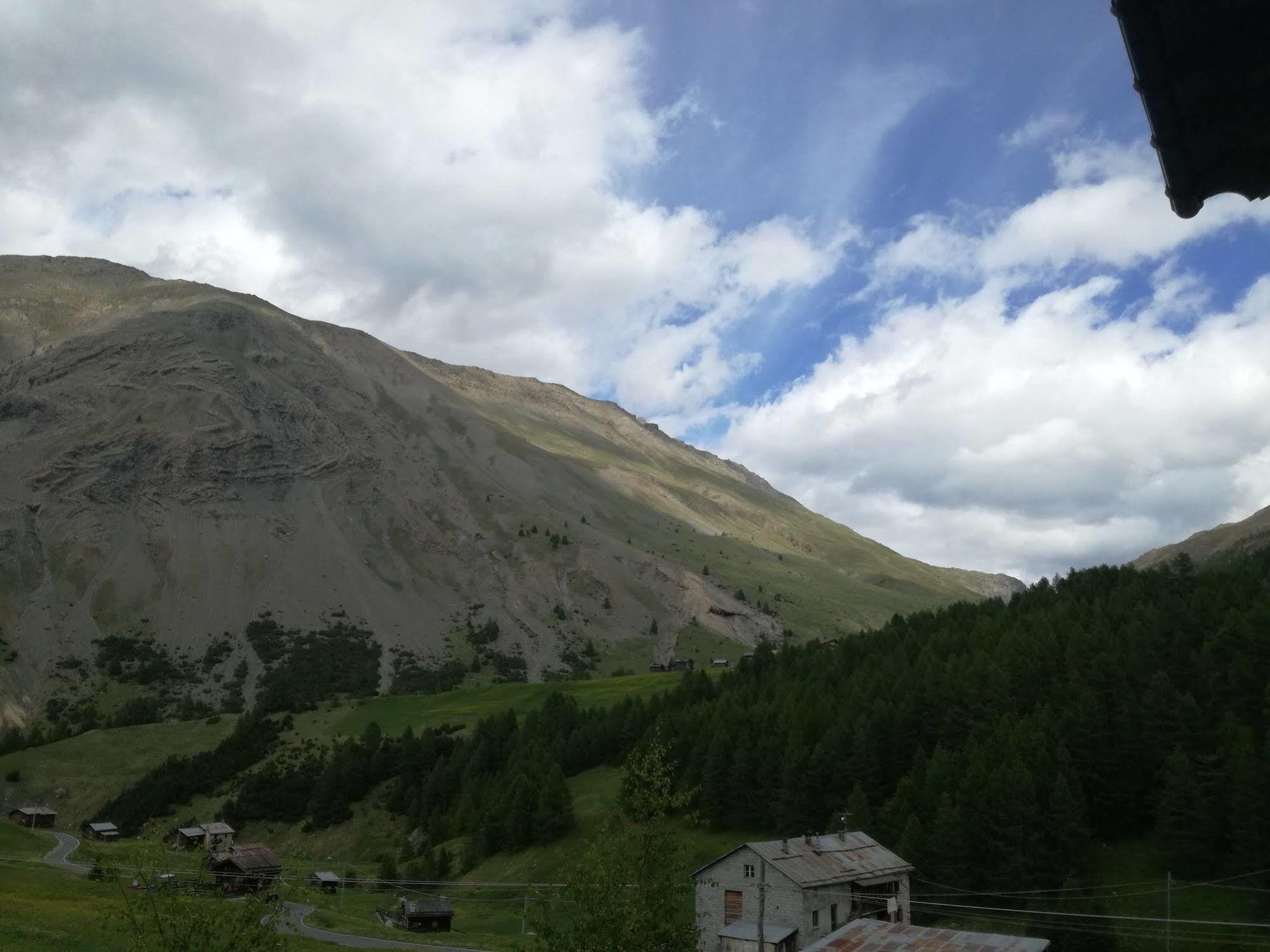 Hotel Bait De Angial Livigno Eksteriør bilde