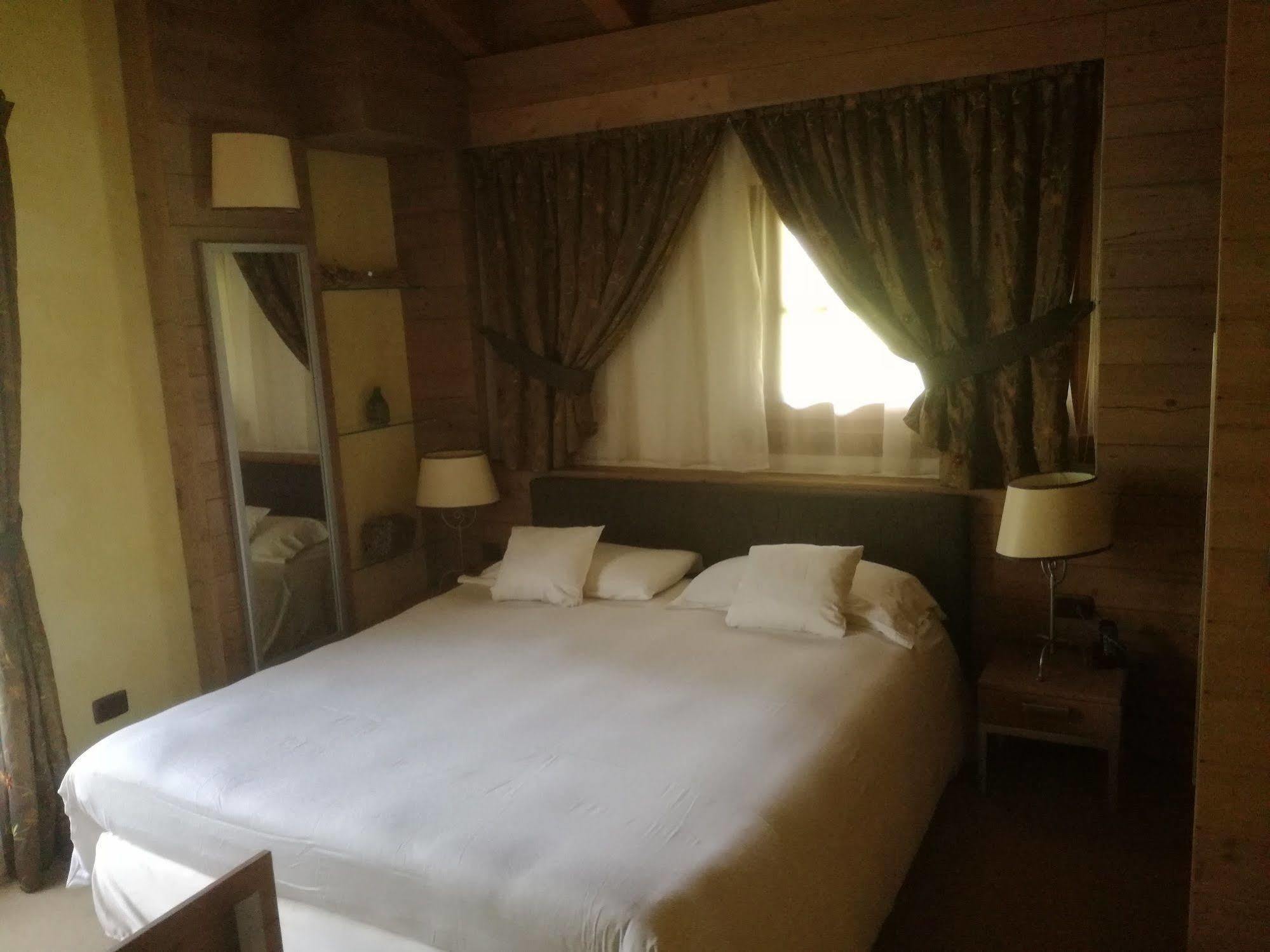 Hotel Bait De Angial Livigno Eksteriør bilde