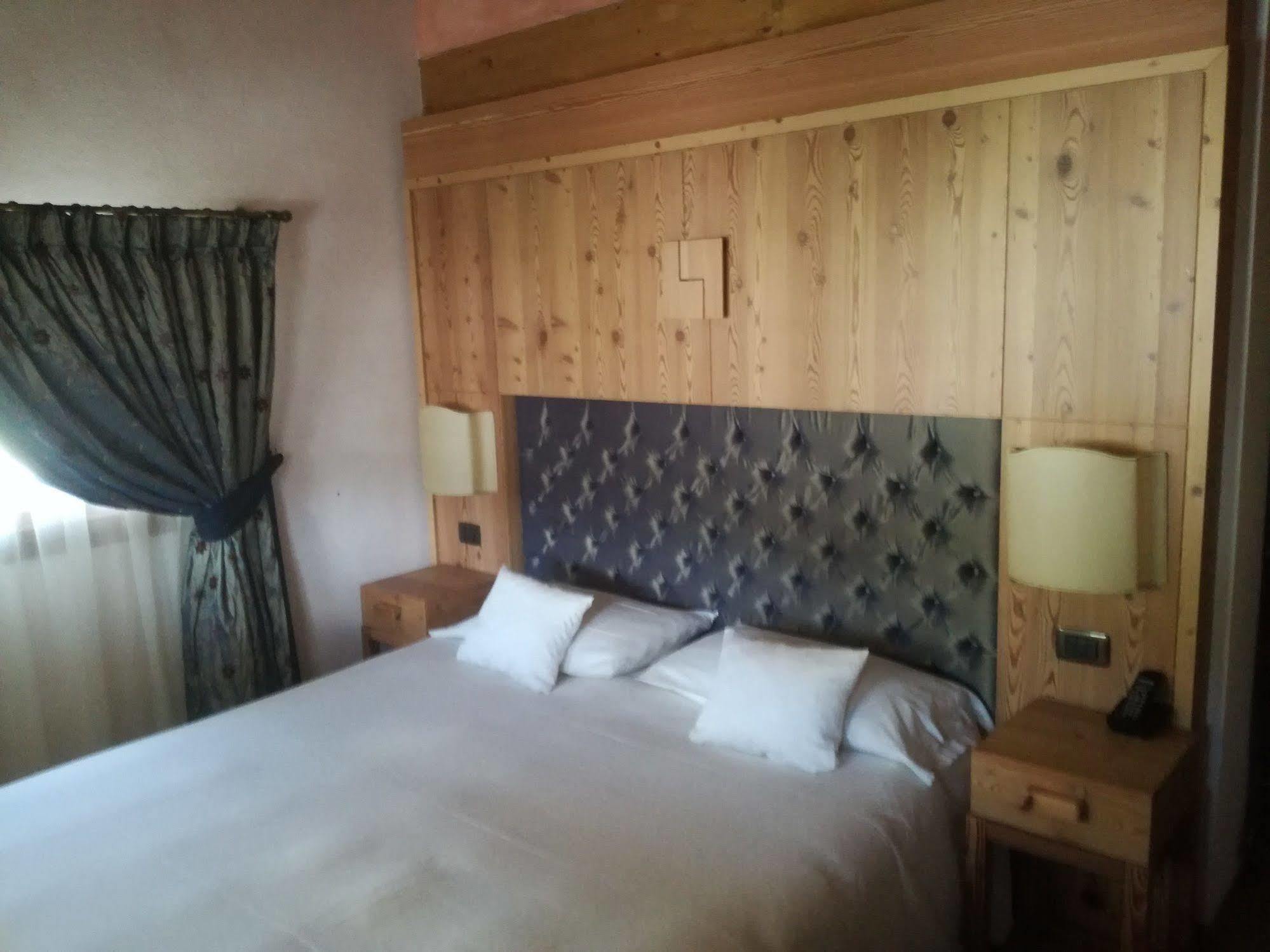 Hotel Bait De Angial Livigno Eksteriør bilde